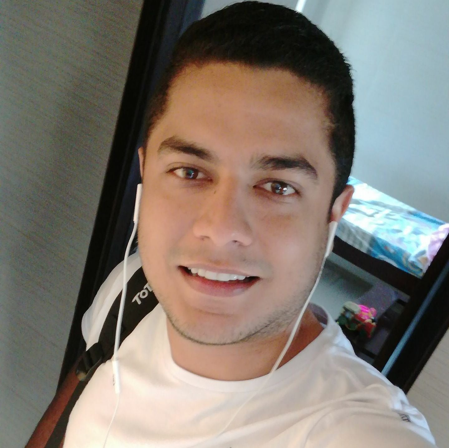 <strong>Andrés G.</strong>